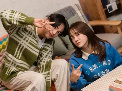 Cặp chị em Shin Ha Ri - Shin Ha Min (Ảnh: Internet) Cặp chị em Shin Ha Ri - Shin Ha Min (Ảnh: Internet)