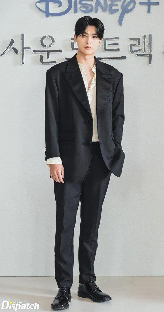 Park Hyung Sik đã giảm cân trông thấy trong phim mới