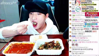 BJ Mukbang vừa ăn vừa phát sóng