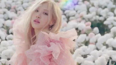 Lợi thế về ngôn ngữ cũng như tư duy âm nhạc sẽ giúp Rosé chinh phục được thị trường Mỹ khó tính (Nguồn: Internet) Lợi thế về ngôn ngữ cũng như tư duy âm nhạc sẽ giúp Rosé chinh phục được thị trường Mỹ khó tính (Nguồn: Internet)