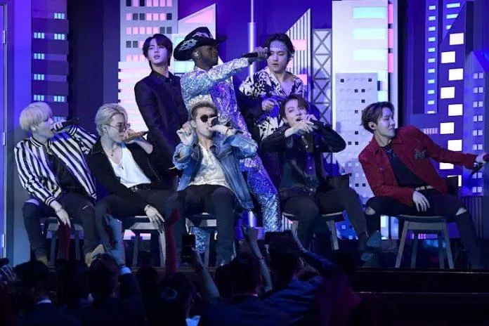 BTS diễn sân khấu đầu tiên của mình tại GRAMMY với Lil Nas X năm 2020 (Nguồn: Internet)