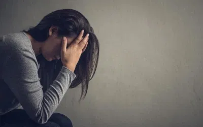 Bệnh trầm cảm là một cảnh báo nguy hiểm cho những ai lạm dụng điện thoại. (Ảnh: Internet) Bệnh trầm cảm là một cảnh báo nguy hiểm cho những ai lạm dụng điện thoại. (Ảnh: Internet)