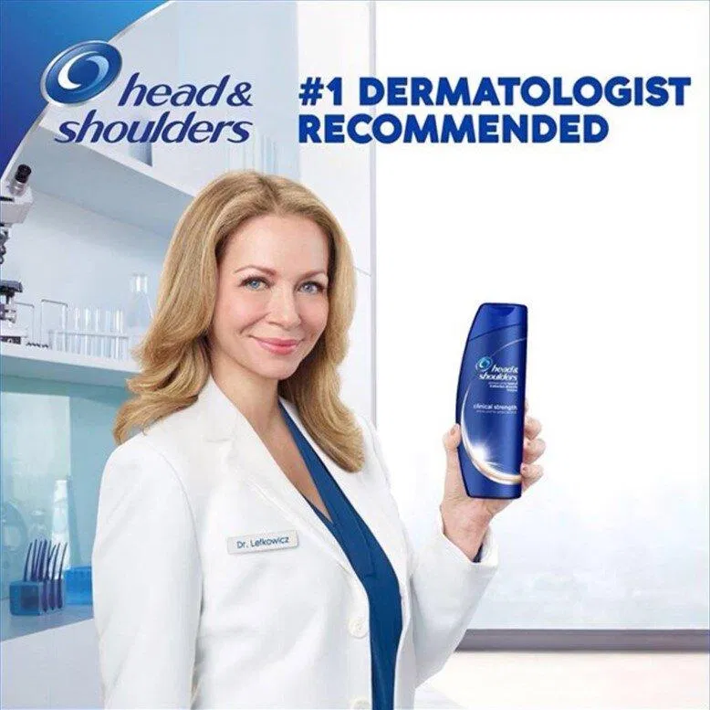 Dầu gội Head And Shoulders Clinical Strength được các dược sĩ khuyên dùng. (Nguồn: internet)