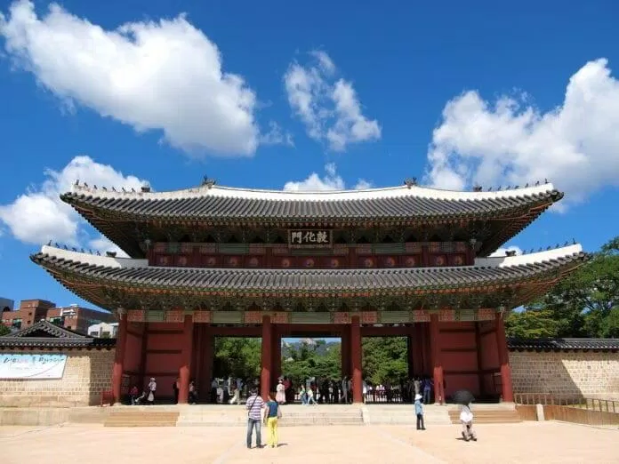 Cung điện Changdeokgung (Ảnh: Internet) Cung điện Changdeokgung (Ảnh: Internet)