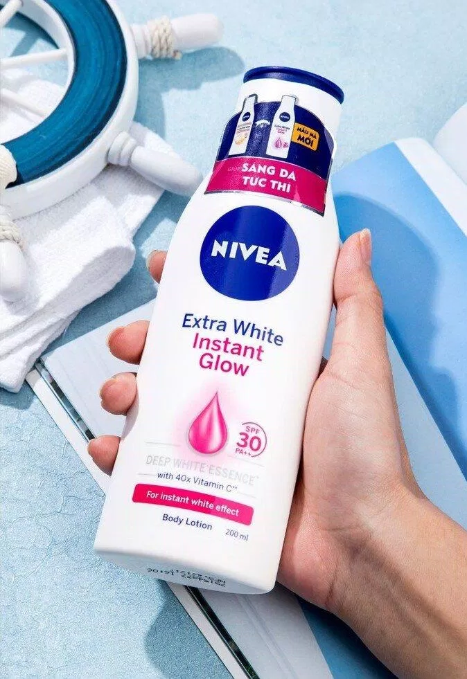 Sữa dưỡng thể Nivea Extra White Instant Glow (Nguồn: Internet)