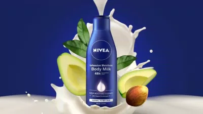 Sữa dưỡng thể Nivea Intensive Moisture Body Milk (Nguồn: Internet)