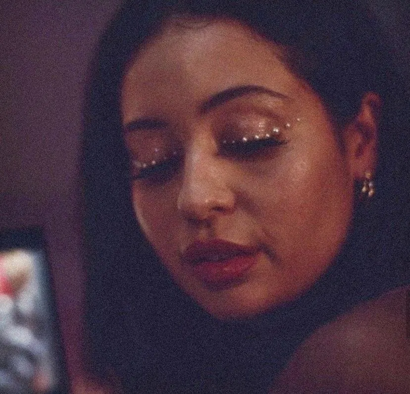 Euphoria season 2 makeup looks: 10 phong cách trang điểm dẫn đầu xu hướng bắt trend BlogAnChoi cách trang điểm dẫn đầu xu hướng Euphoria hoc make up khám phá kim cương phong cách xu hướng