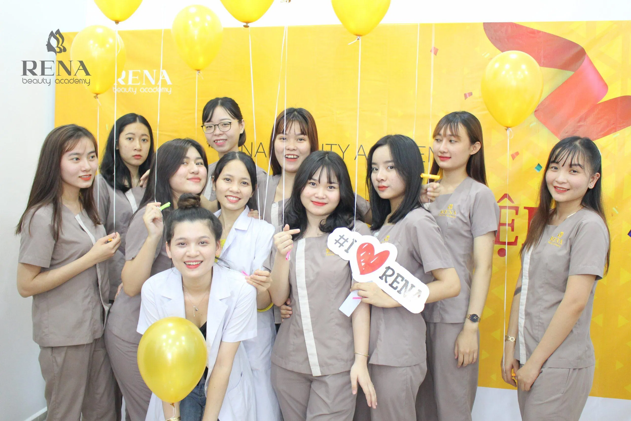 Rena Academy là điểm đến tin cậy với những ai muốn thử sức với nghề spa (Nguồn: Internet)