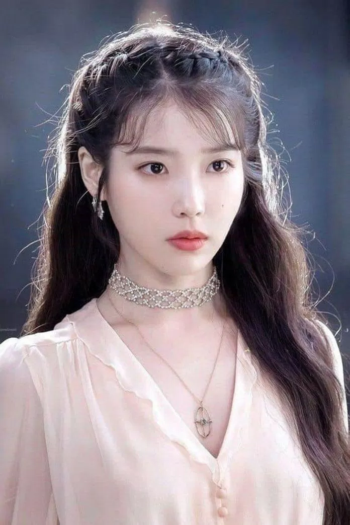 IU - thần tượng K-Pop quá xinh đẹp khi để tóc mái. (Nguồn: Internet) IU - thần tượng K-Pop quá xinh đẹp khi để tóc mái. (Nguồn: Internet)