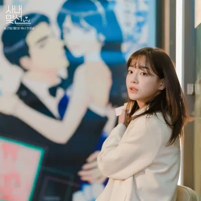 Shin Ha Ri đáng yêu trong webtoon lẫn trong phim (Ảnh: Internet) Shin Ha Ri đáng yêu trong webtoon lẫn trong phim (Ảnh: Internet)