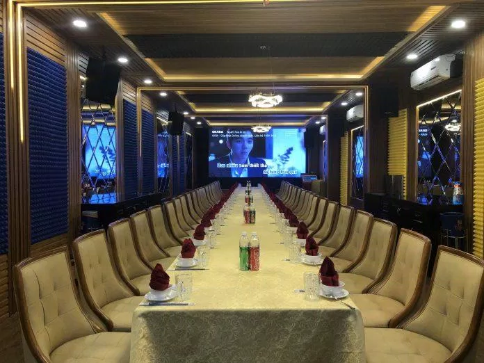 Không gian phòng VIP tại nhà hàng hải sản Giang Ghẹ (ảnh: internet)