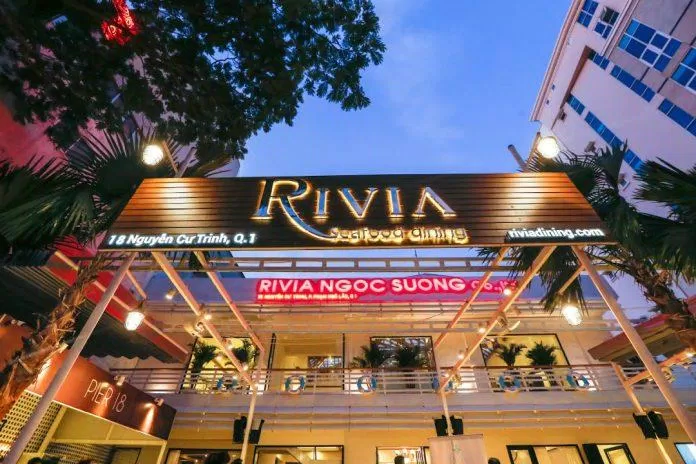 Nhà hàng hải sản RIVIA hiện đại, sang trọng (ảnh: internet)