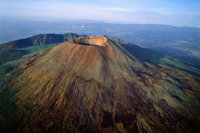 Núi lửa Vesuvius (Ảnh: Internet)