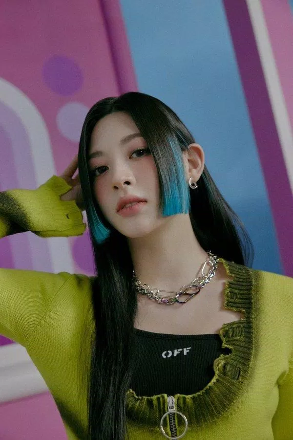Seeun (STAYC) - thần tượng K-Pop quá xinh đẹp khi để tóc mái. (Nguồn: Internet) Seeun (STAYC) - thần tượng K-Pop quá xinh đẹp khi để tóc mái. (Nguồn: Internet)