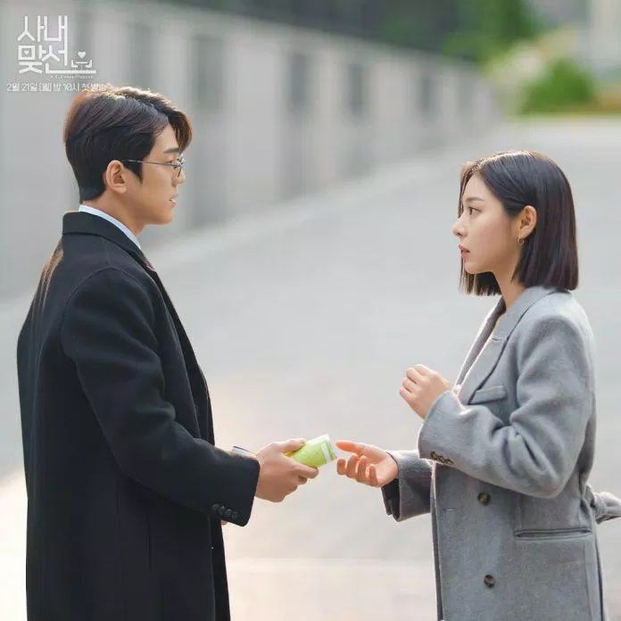Lần gặp gỡ "định mệnh" giữa Jin Young-seo và Cha Sung-hoon (Nguồn: Instagram / @sbsdrama.official)