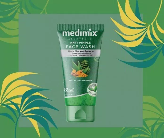 Sữa rửa mặt Medimix Anti Pimple với sự kết hợp của 6 loại thảo mộc thiên nhiên chính là "chân ái" của các làn da gặp vấn đề về mụn (Nguồn: Internet)