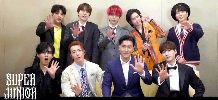 Super Junior được fan tặng quà rất giá trị (Nguồn: Internet) Super Junior được fan tặng quà rất giá trị (Nguồn: Internet)