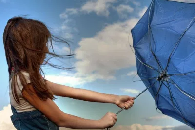 颯(Sou) là từ liên quan đến cơn gió mạnh. (Ảnh: Internet) 颯(Sou) là từ liên quan đến cơn gió mạnh. (Ảnh: Internet)