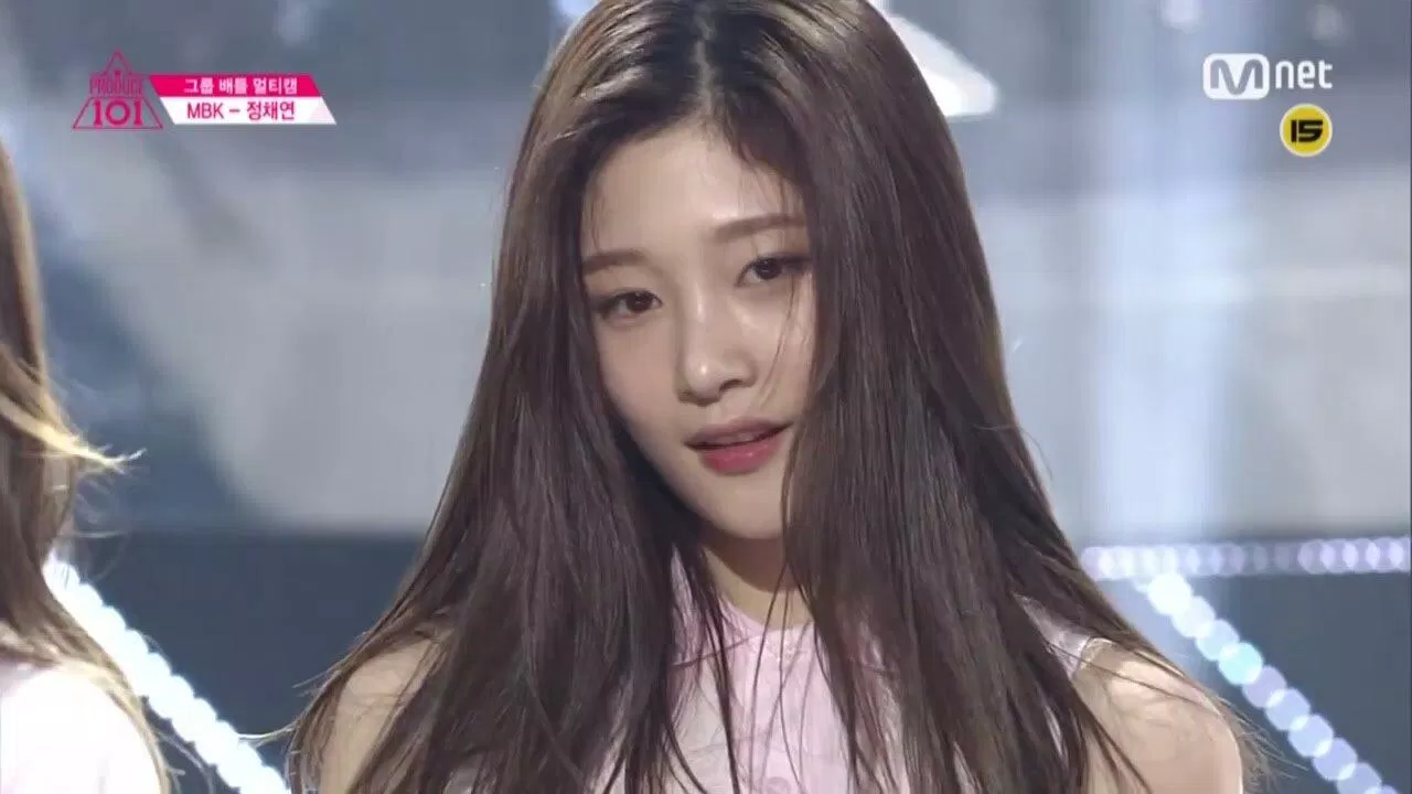 "Ending Fairy" của Chaeyeon trong Produce 101 mùa 1 chính là phát súng mở màn cho trào lưu siêu hot này (Nguồn: Internet)