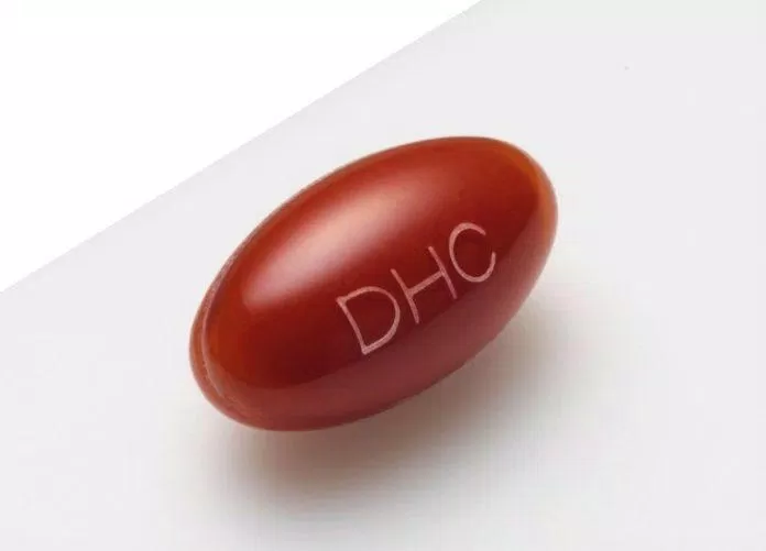 Viên uống vitamin tổng hợp DHC dạng viên nén hình bầu dục màu đỏ sẫm (Nguồn: Internet).