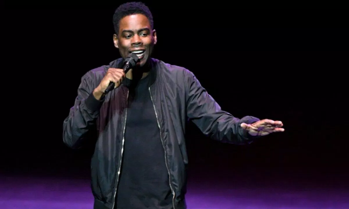 Chris Rock trong lễ trao giải Oscar lần thứ 94 (Nguồn: Internet)