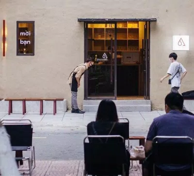 Không gian bên ngoài quán (Ảnh: Facebook) Không gian bên ngoài quán (Ảnh: Facebook)