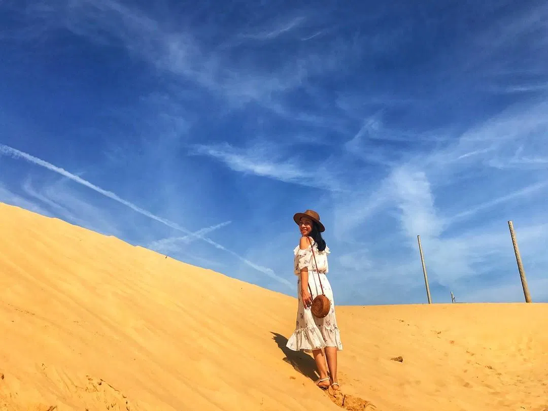 Đồi Cát Phương Mai vào ngày hè (Ảnh: Internet) Đồi Cát Phương Mai vào ngày hè (Ảnh: Internet)