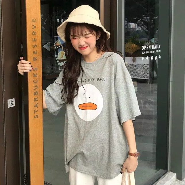 áo thun oversize chưa bao giờ ngừng hot (Nguồn: internet) áo thun oversize chưa bao giờ ngừng hot (Nguồn: internet)