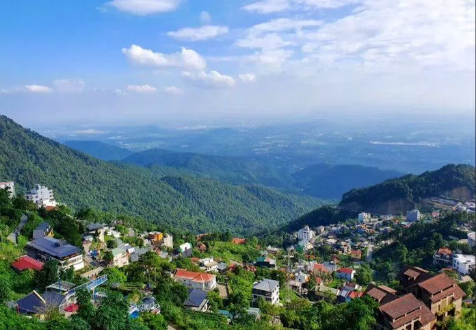 Thị trấn Tam Đảo nhìn từ trên cao. (Ảnh: Internet)