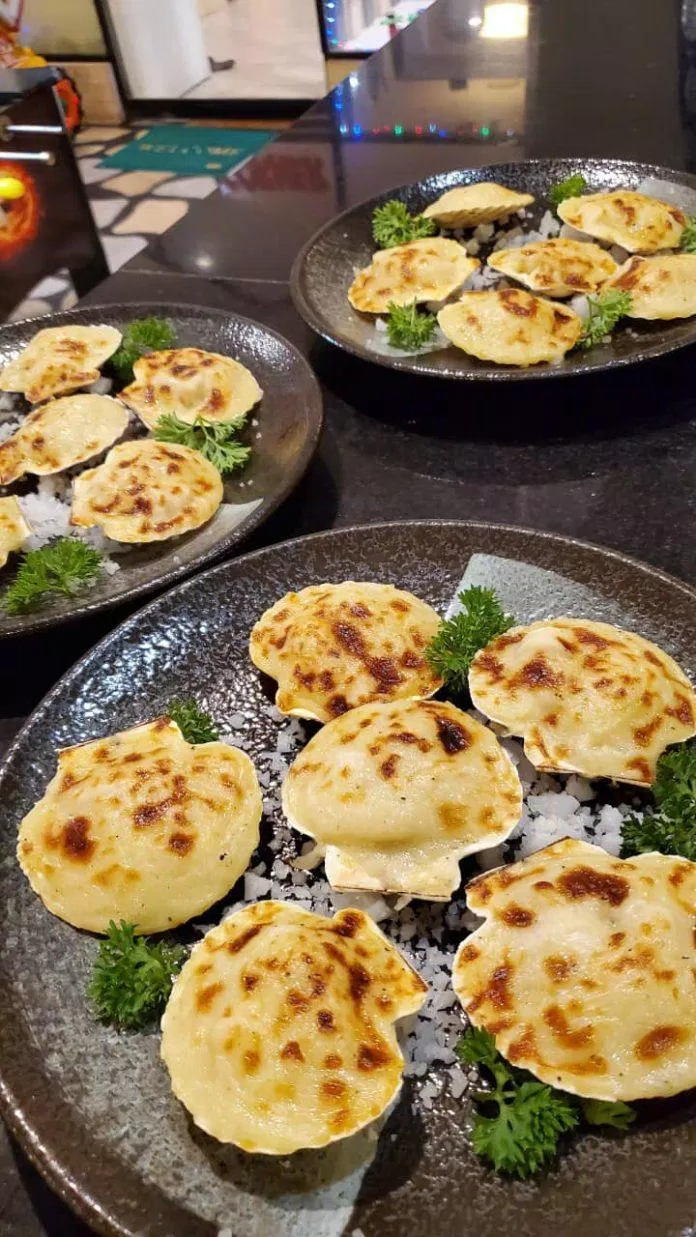 Các món ăn tại Nhà hàng buffet hải sản Ngọc Sương Bến Thuyền Hồ Chí Minh (Ảnh Internet)