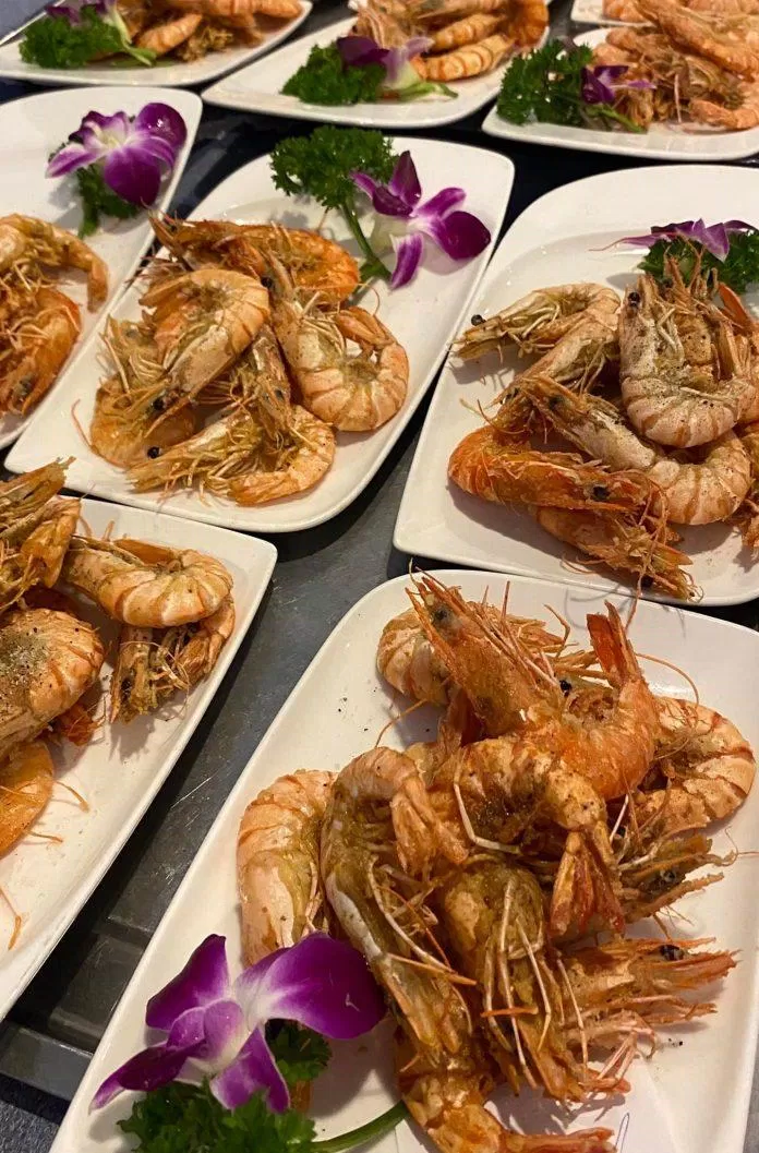 Các món ăn tại Nhà hàng buffet hải sản Ngọc Sương Bến Thuyền Hồ Chí Minh (Ảnh Internet)