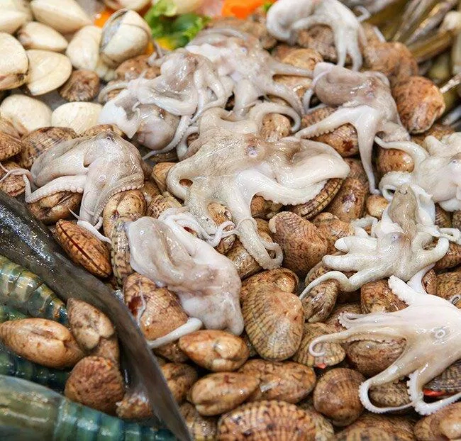Các món ăn tại Nhà hàng buffet hải sản Sunny BBQ (Ảnh Internet)
