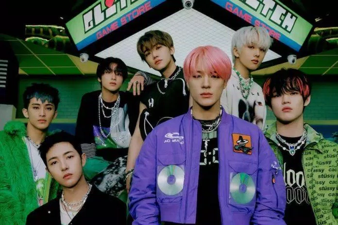 Full album thứ hai Glitch Mode của NCT DREAM đạt doanh số hơn 2 triệu bản chỉ trong tuần đầu bán ra (Nguồn: Internet). Full album thứ hai Glitch Mode của NCT DREAM đạt doanh số hơn 2 triệu bản chỉ trong tuần đầu bán ra (Nguồn: Internet).