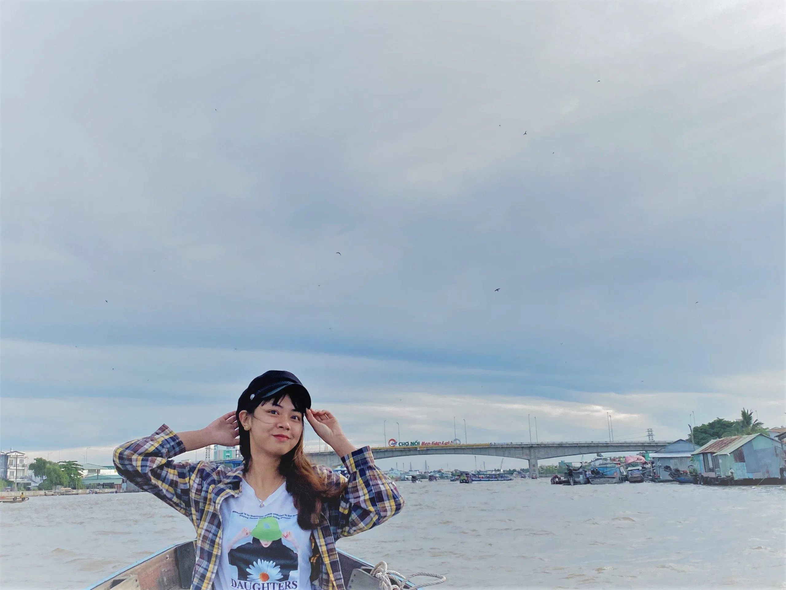 Trải nghiệm đi chợ nổi. (Ảnh: Kim Cúc) Trải nghiệm đi chợ nổi. (Ảnh: Kim Cúc)