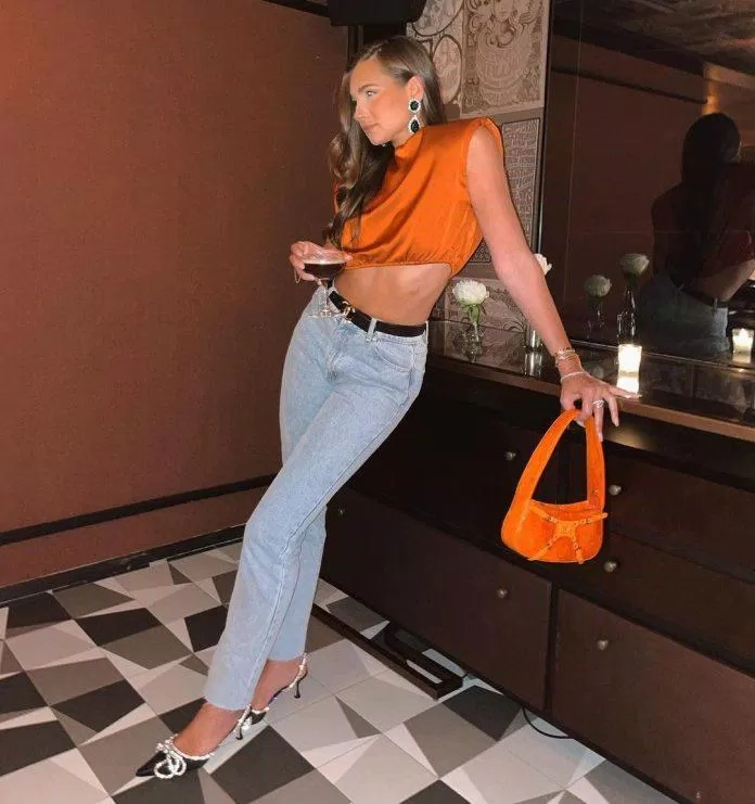 Bỏ túi ngay 5 cặp màu nâng tầm outfits bạn nên thử vào mùa hè này! máu mùa hè outfits mùa hè phối đồ phối màu thời trang