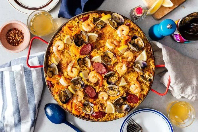 Món cơm rang Paella nức tiếng của xứ sở bò tót (Nguồn: Internet) Món cơm rang Paella nức tiếng của xứ sở bò tót (Nguồn: Internet)