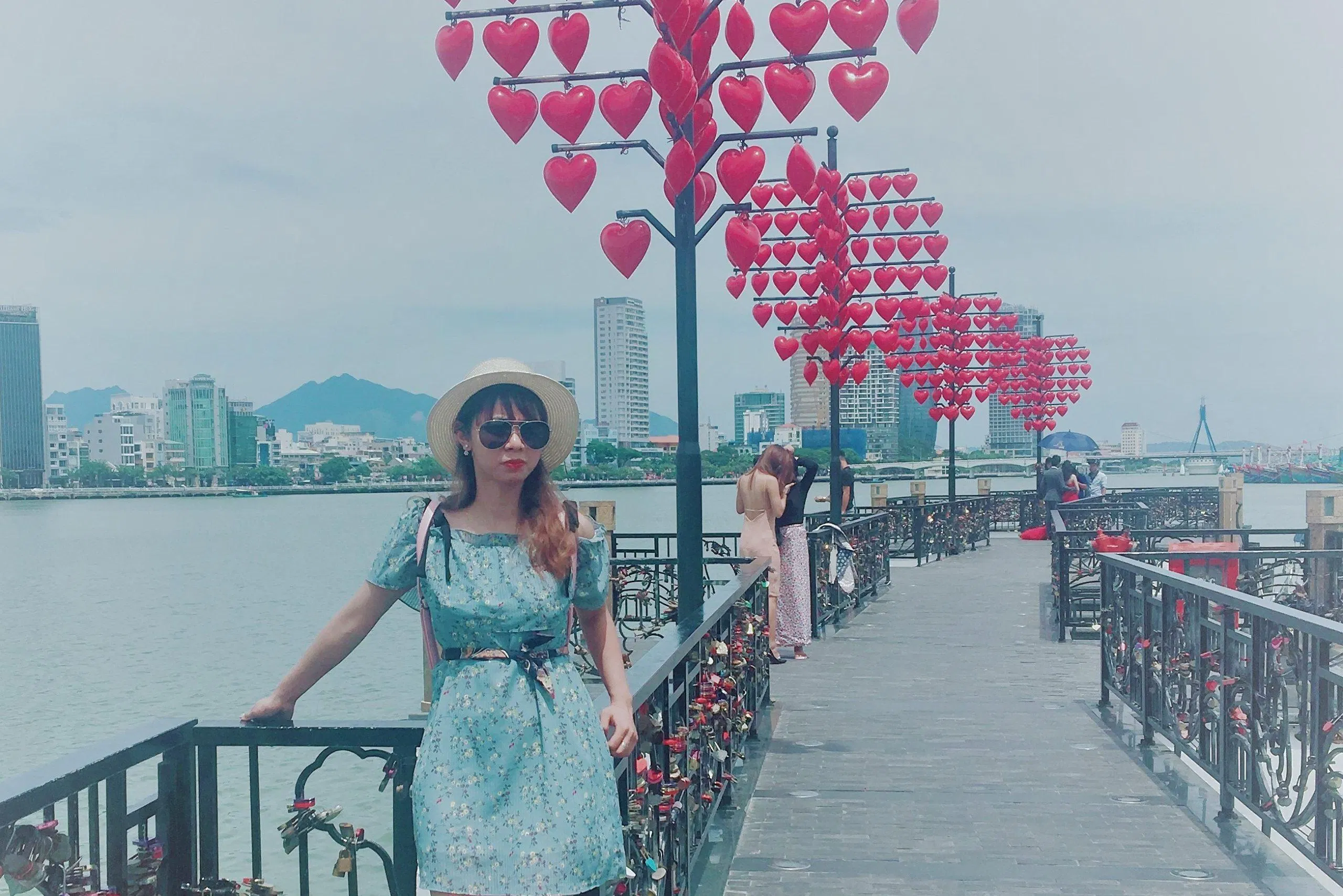 Cầu tình yêu ở Đà Nẵng. (Ảnh: Kim Cúc) Cầu tình yêu ở Đà Nẵng. (Ảnh: Kim Cúc)