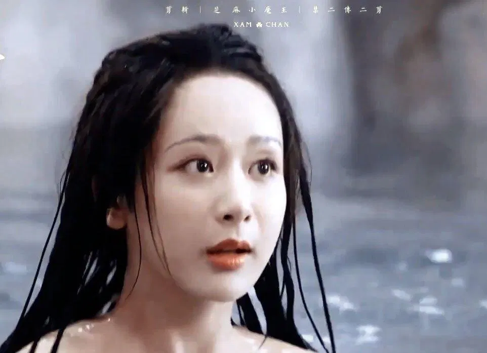 Lâm Chi Hiệu nghịch ngợm trêu bác sĩ Cố, cuối cùng lại thành tự hại mình. (Ảnh: Internet)