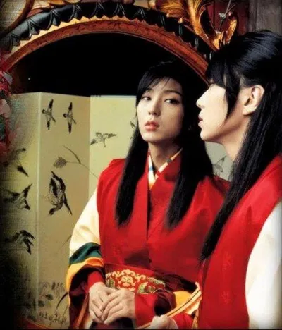 Lee Joon Gi trong Nhà vua và Chàng hề (Ảnh: Internet)