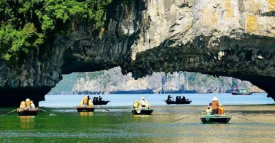 Hang Luồn (Ảnh: Internet). Hang Luồn (Ảnh: Internet).