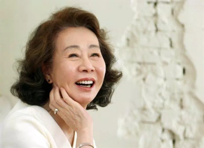 "Bà ngoại quốc dân" Youn Yuh Jung của nhiều sao Kbiz (Ảnh: Internet)