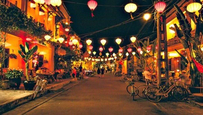 Hội An vào buổi tối (Nguồn: Internet) Hội An vào buổi tối (Nguồn: Internet)