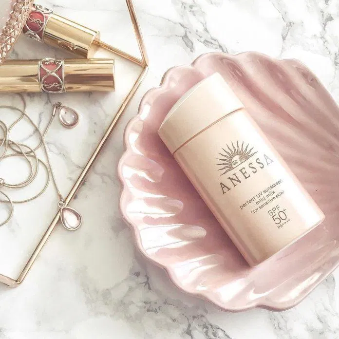 Kem chống nắng Anessa Perfect UV Sunscreen Mild Milk (Nguồn: Internet)