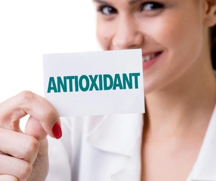 Kombucha sau khi ủ có chứa hàm lượng polyphenol cao có khả năng chống oxy hóa hoàn hảo (nguồn: internet)