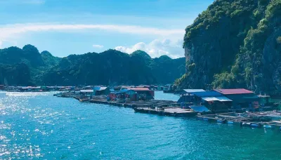 Làng nổi (Ảnh: Internet). Làng nổi (Ảnh: Internet).