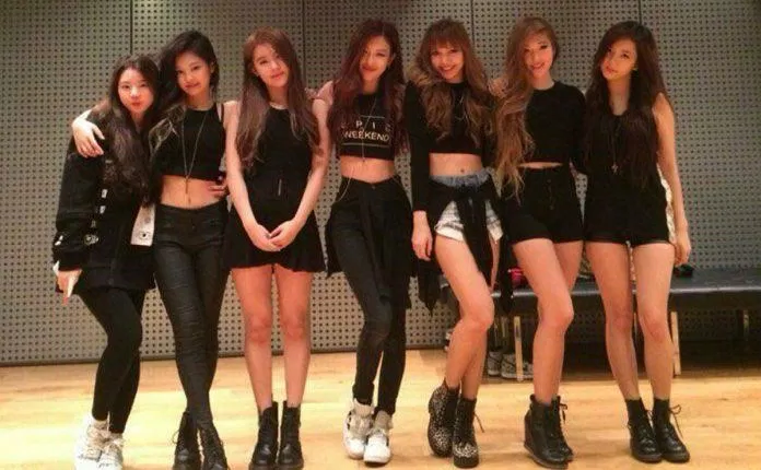Miyeon xuất hiện cùng các thành viên BLACKPINK thời thực tập sinh tại YG (Nguồn: Internet)