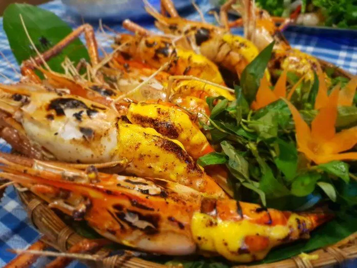 Các món ăn ở đây được chế biến đa dạng và phong phú mang đậm phong cách Việt (Nguồn: Facebook MeKong Quán – Ẩm thực Sông)
