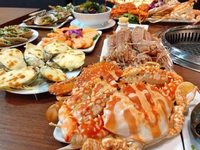 Top 25 nhà hàng buffet tại Hà Nội: Team Hà thành ngại gì không thử Ba Đình Buffet Sen Hà Nội hải sản Hoàn Kiếm nhà hàng Nhà hàng buffet Ẩm thực Hoàng Nhà hàng buffet Ẩm thực Hoàng Buffet Lẩu Riêu Cua Và Hải Sản Nhà hàng buffet Chay An Lạc Nhà hàng buffet Chay Vegito Nhà hàng buffet D ve Buffet Chay Nhà hàng buffet Dookki Vietnam Nhà hàng buffet Feng Huang Nhà hàng buffet Guigui BBQ nhà hàng buffet hải sản Cửu Vân Long Nhà hàng buffet iSushi Nhà hàng buffet Lẩu Nướng One Piece Nhà hàng buffet Maison Sen Nhà hàng buffet Nướng Lẩu Nhà hàng buffet Phượng Hoàng Nhà hàng buffet Poseidon Nhà hàng buffet Sajang BBQ Nhà hàng buffet Sen Nhà hàng buffet Sen Việt Nhà hàng buffet SET Buffet Nhà hàng buffet Sumo Yakiniku nhà hàng buffet tại Hà Nội Nhà hàng buffet Yukssam BBQ Buffet One Piece thanh xuân thông tin