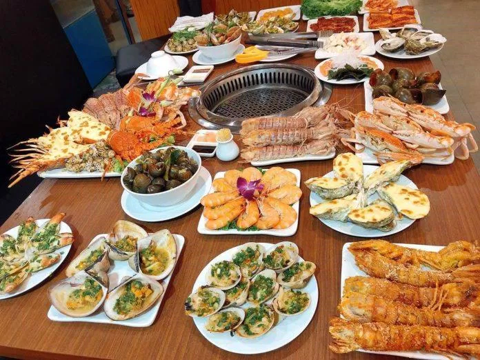 Các món ăn tại Nhà hàng Buffet lẩu nướng Chef Dzung (Ảnh Internet)