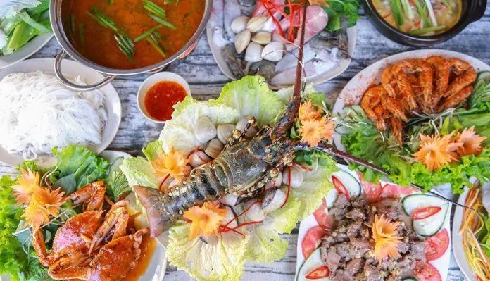 Lẩu hải sản cực chất lượng tại nhà hàng hải sản Thời Cổ Đà Nẵng (ảnh: internet)